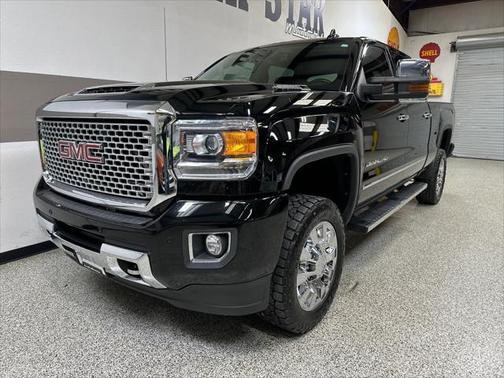 2017 GMC Sierra 2500 Denali