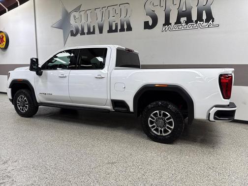 2023 GMC Sierra 2500 AT4