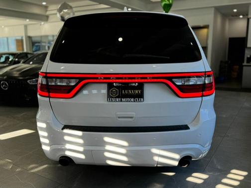 White Knuckle Clearcoat 2022 Dodge Durango R/T RWD