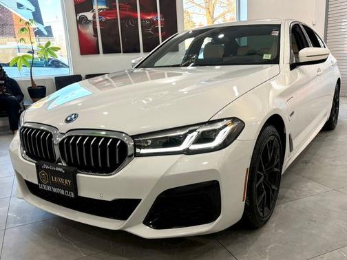 2022 BMW 530e Base