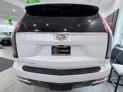 2023 Cadillac Escalade Premium Luxury