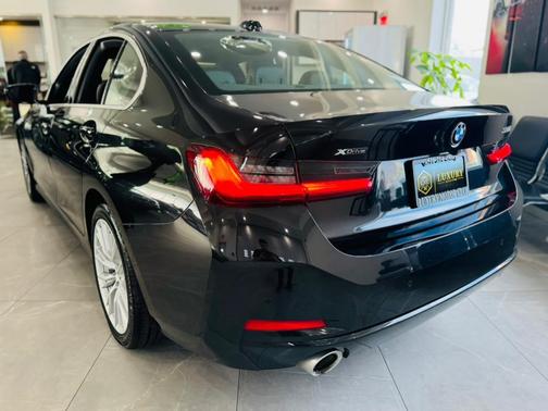 2024 BMW 330 xDrive