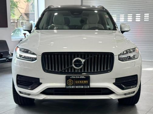 2023 Volvo XC90 B6 Plus 6-Seater