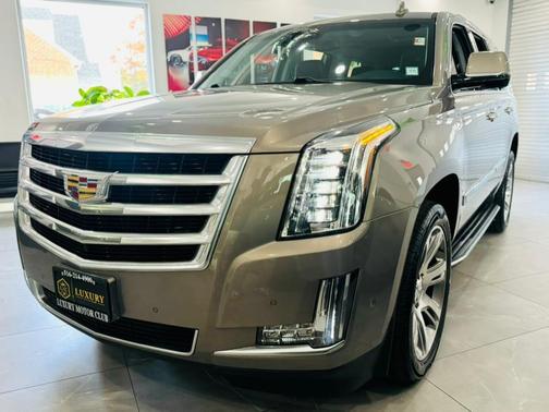 2017 Cadillac Escalade Luxury
