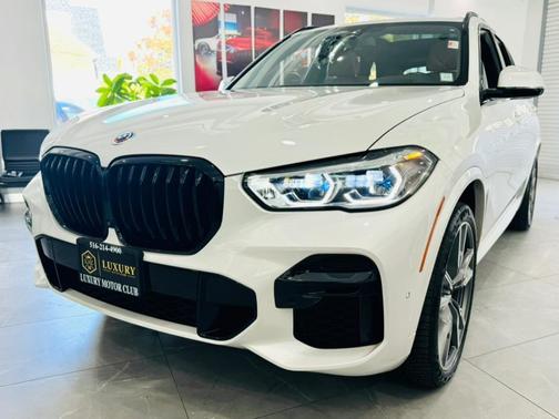 2023 BMW X5 M50i