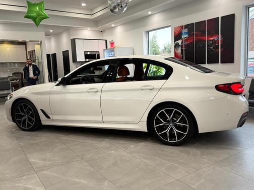 2022 BMW 530 i xDrive