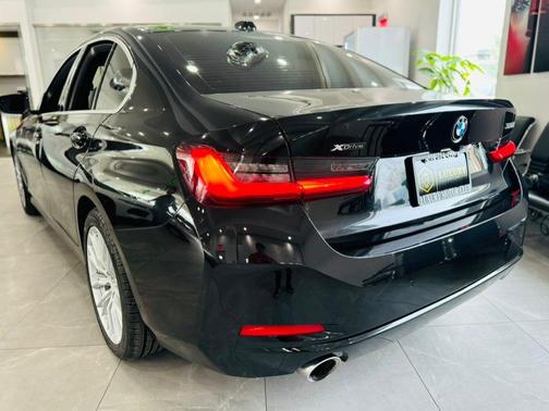 2024 BMW 330 xDrive