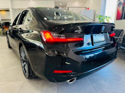 2025 BMW 330 xDrive
