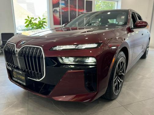 2023 BMW 760 i xDrive