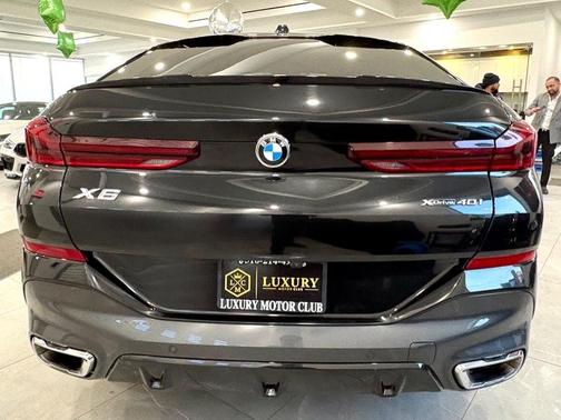 2025 BMW X6 xDrive40i