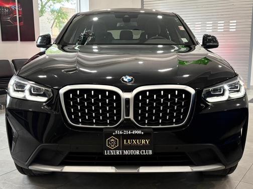2024 BMW X4 xDrive30i