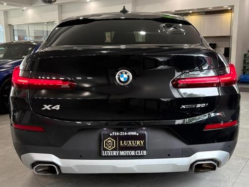 2024 BMW X4 xDrive30i