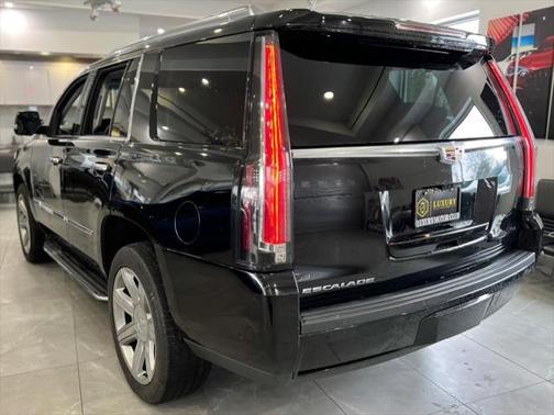2020 Cadillac Escalade Premium Luxury