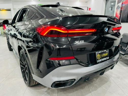 2021 BMW X6 xDrive40i