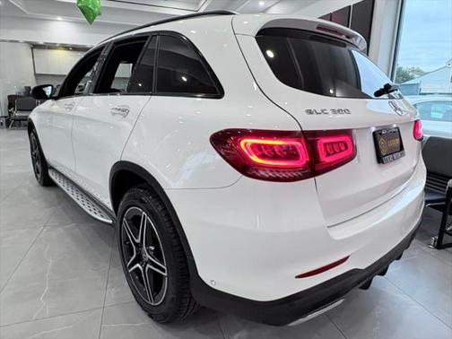 2021 Mercedes-Benz GLC 300 4MATIC