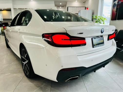 2023 BMW 530e Base
