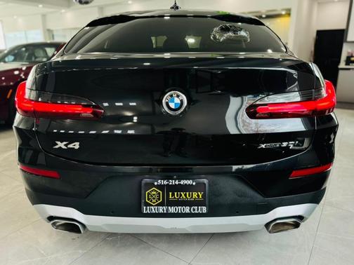 2024 BMW X4 xDrive30i