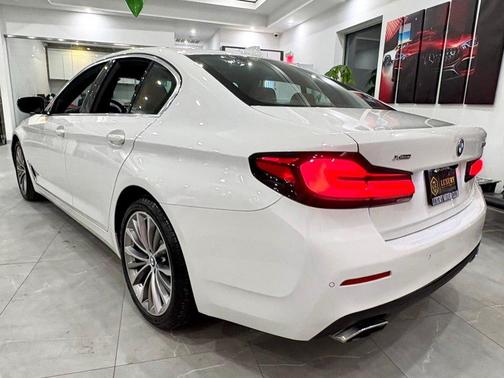 2023 BMW 530 i xDrive
