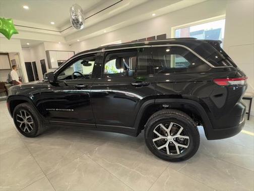 2023 Jeep Grand Cherokee Limited X