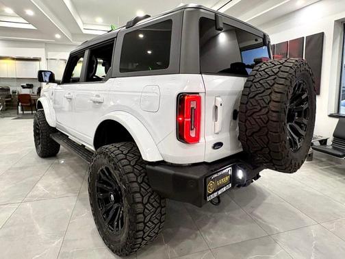 2023 Ford Bronco Outer Banks