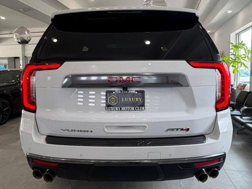 Summit White 2024 GMC Yukon 4WD AT4