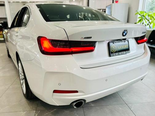 2024 BMW 330 xDrive
