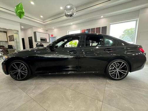 2022 BMW 330 xDrive