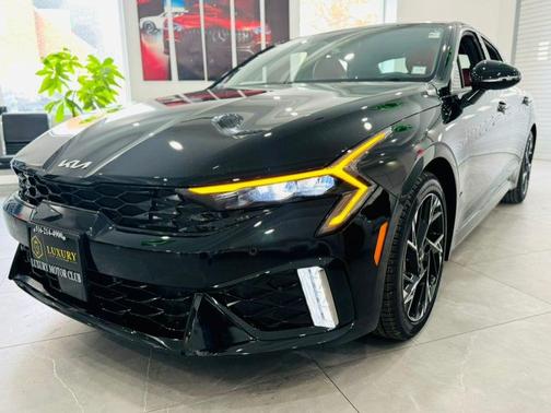 2025 Kia K5 GT-Line