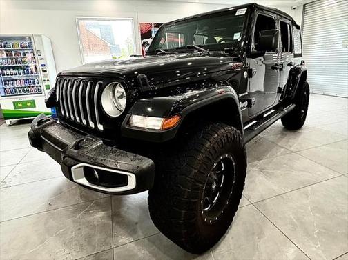 2023 Jeep Wrangler 4-Door Sahara 4x4
