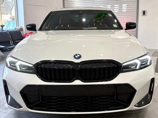 2023 BMW 330e 330e Plug-In Hybrid