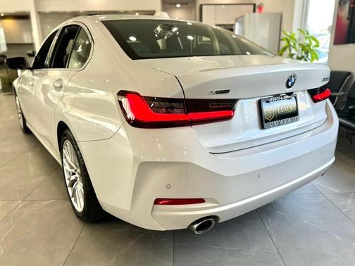 2024 BMW 330 xDrive