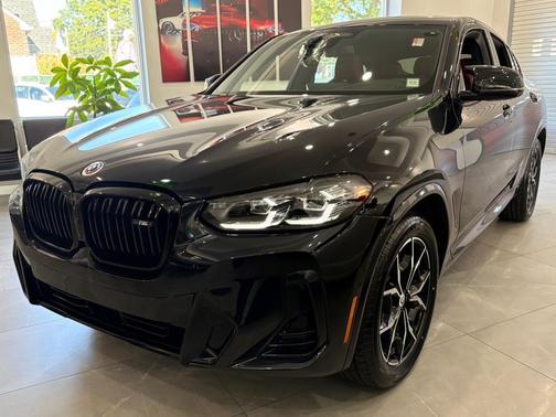 2023 BMW X4 M40i