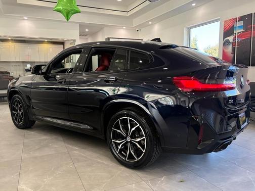 2023 BMW X4 M40i