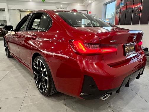 2025 BMW 330 xDrive