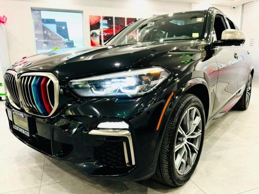 2020 BMW X5 M50i