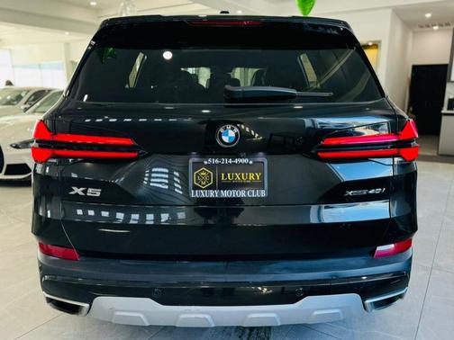 2025 BMW X5 xDrive40i