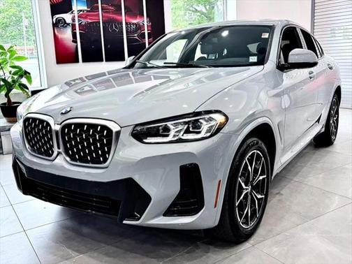 2022 BMW X4 xDrive30i