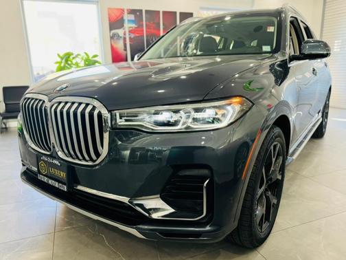 2019 BMW X7 xDrive50i