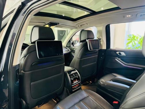 2019 BMW X7 xDrive50i