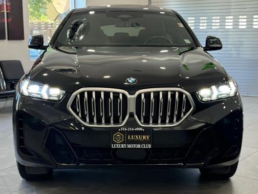 2025 BMW X6 xDrive40i