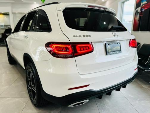 2022 Mercedes-Benz GLC 300 4MATIC