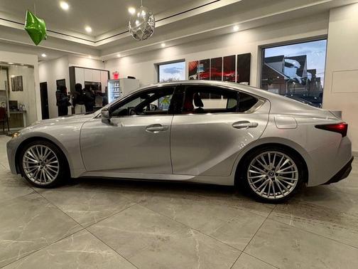 2022 Lexus IS 300 Base