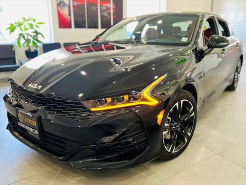 2024 Kia K5 GT-Line