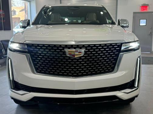 MARY KAY PEARL TRICOAT 2024 Cadillac Escalade Premium Luxury