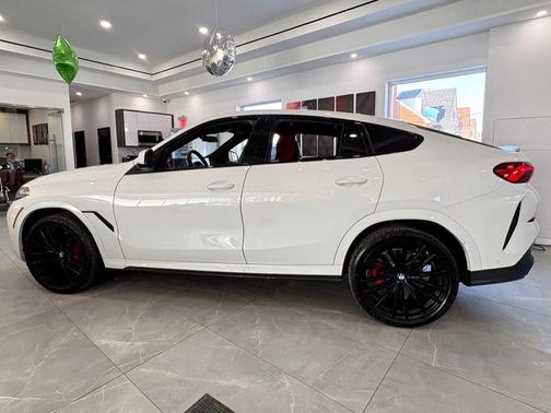 2026 BMW X6 xDrive40i