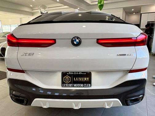 2026 BMW X6 xDrive40i