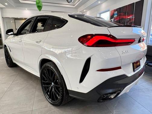 2026 BMW X6 xDrive40i