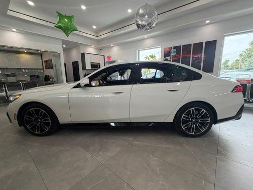 Alpine White 2026 BMW 530 xDrive