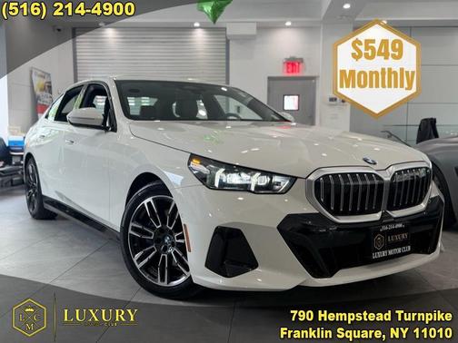 Alpine White 2026 BMW 530 xDrive