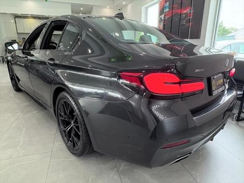 2023 BMW 540 i xDrive